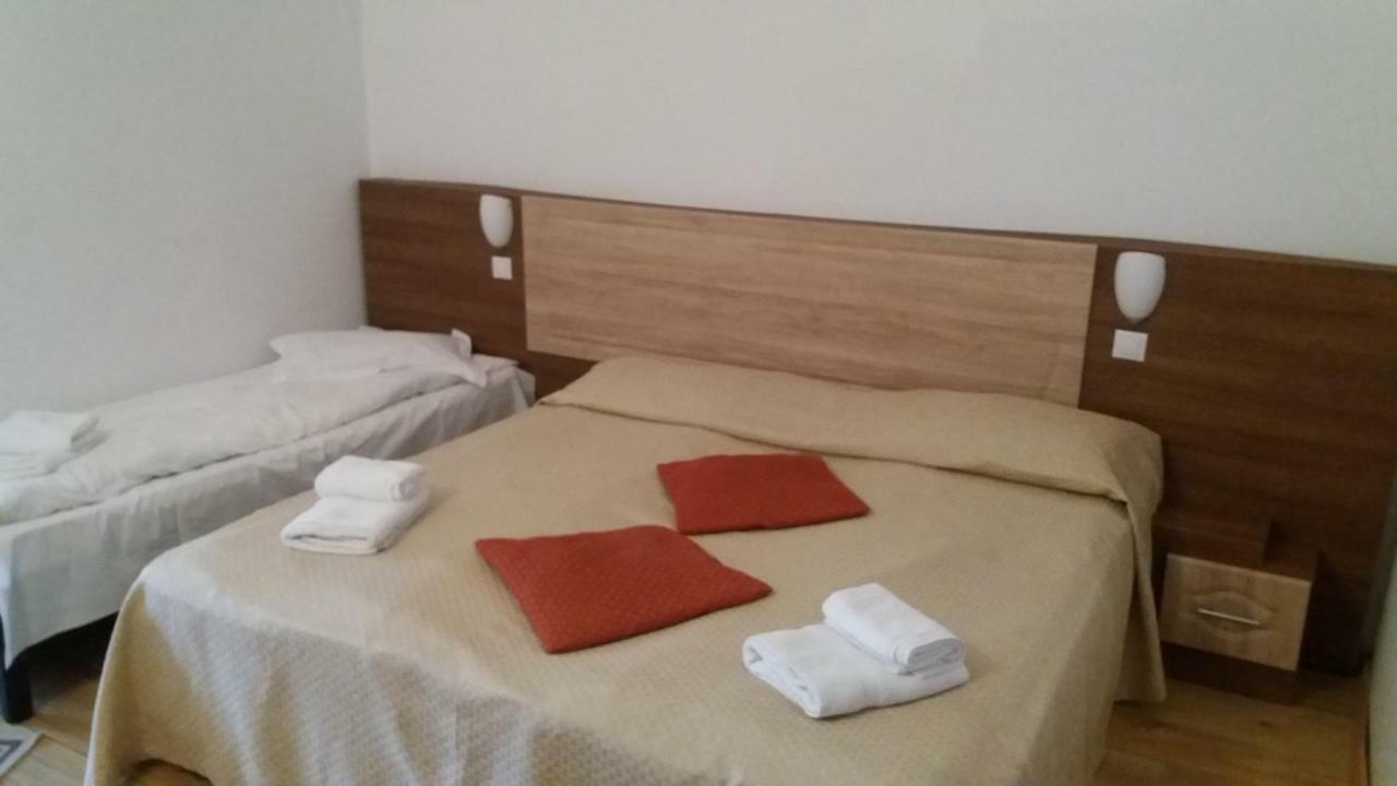 Gura Diham Hotel Busteni Luaran gambar
